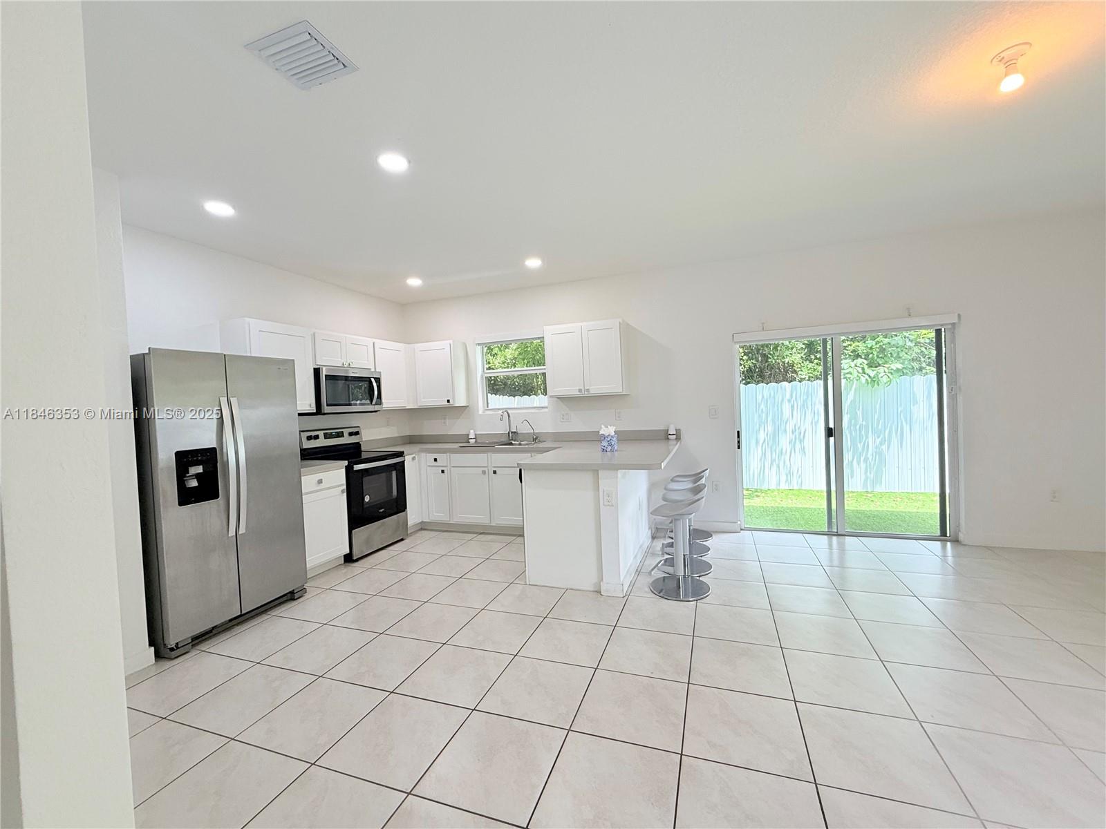 Property photo # 7