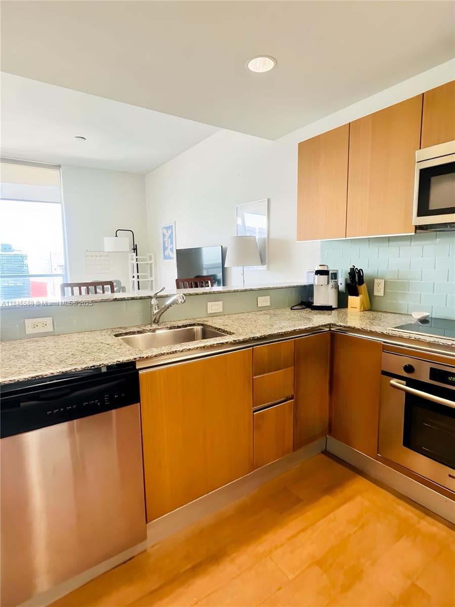 Property photo # 9