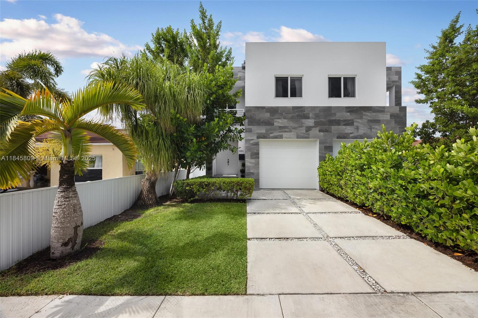 Property photo # 0