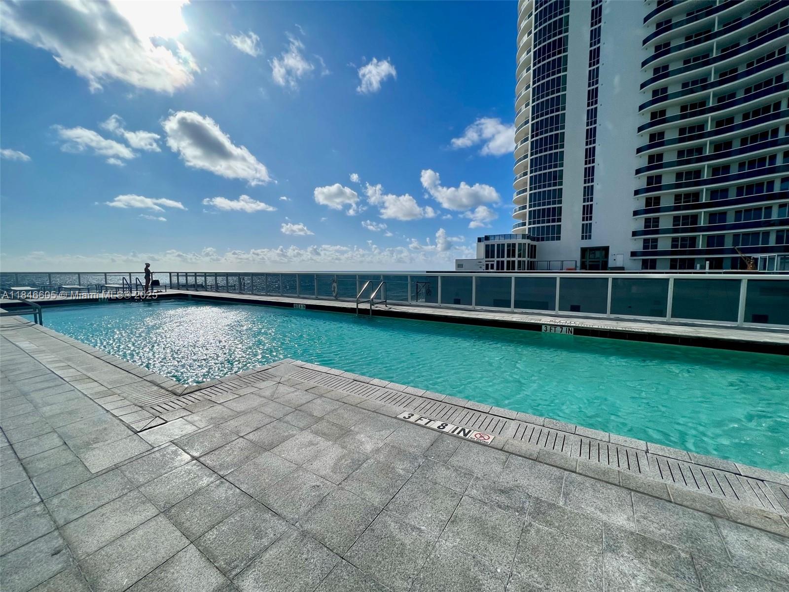 16001 Collins Ave #1605, Sunny Isles Beach FL 33160