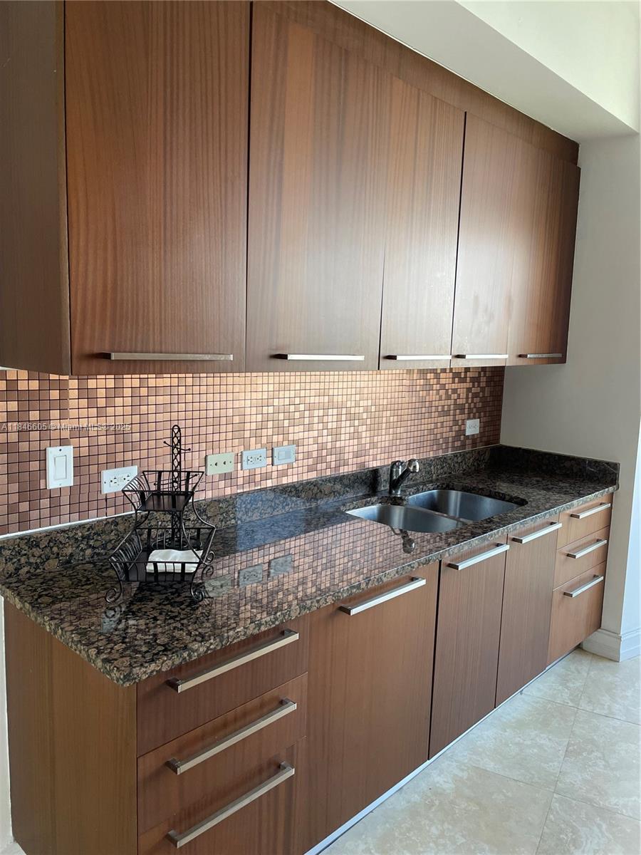 16001 Collins Ave #1605, Sunny Isles Beach FL 33160