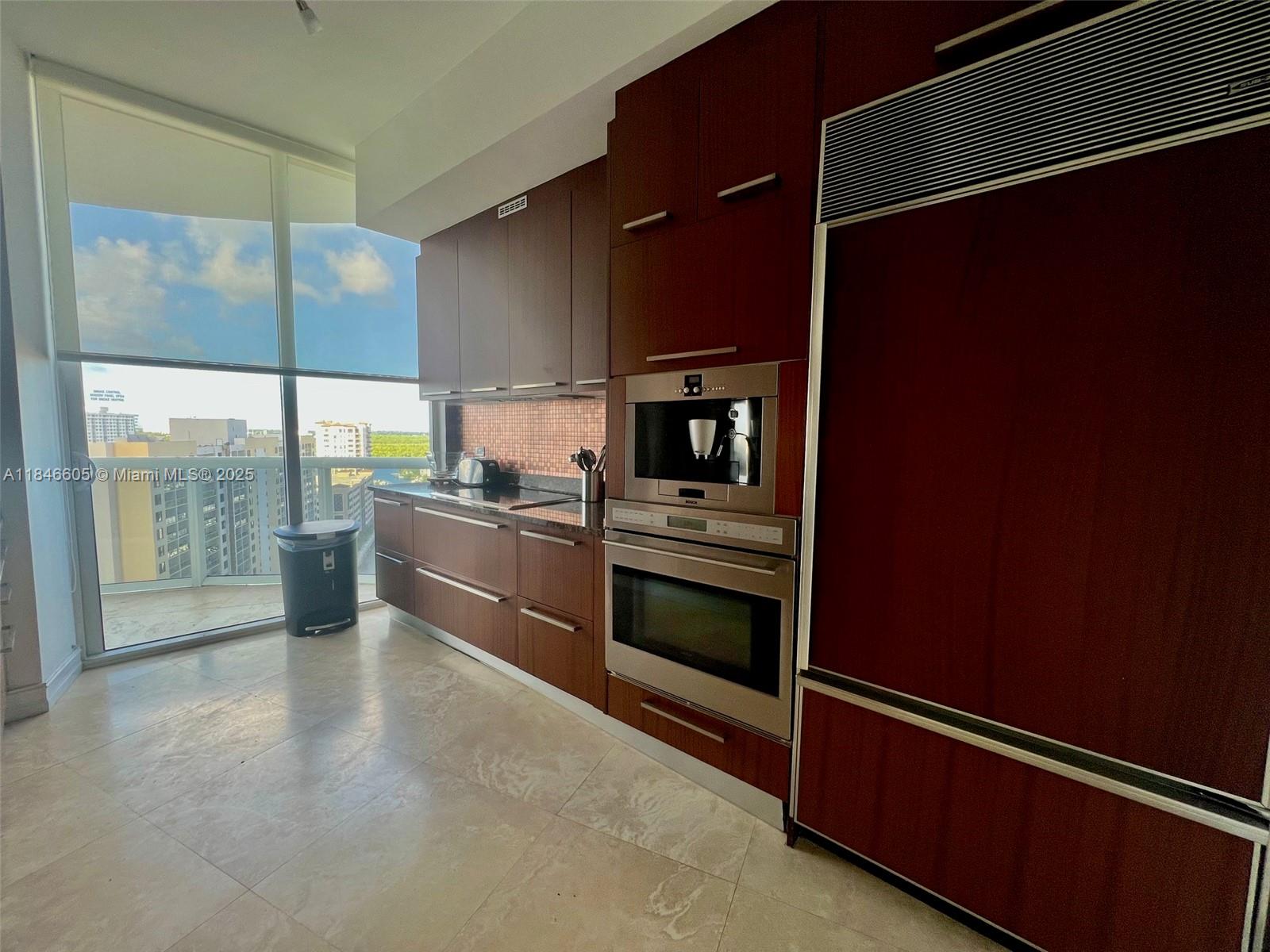 16001 Collins Ave #1605, Sunny Isles Beach FL 33160