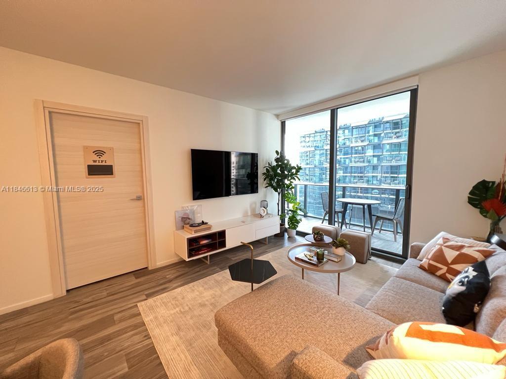 801 S Miami Ave #2806, Miami FL 33130