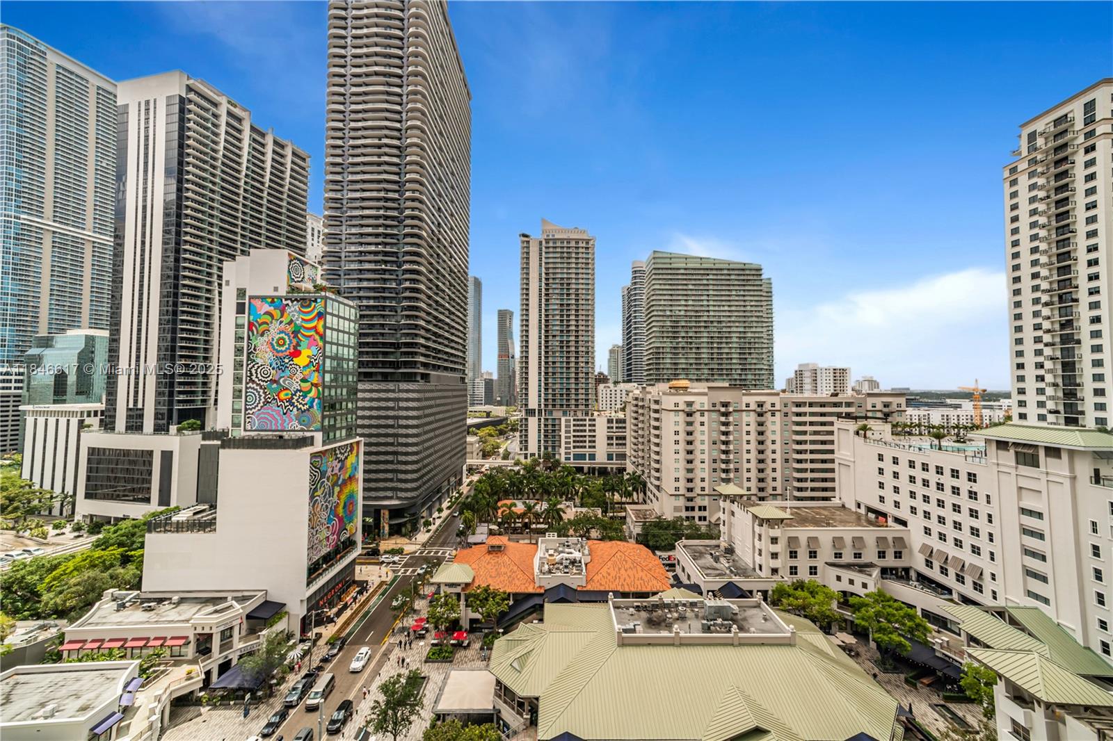 45 SW 9th St #1204, Miami FL 33130