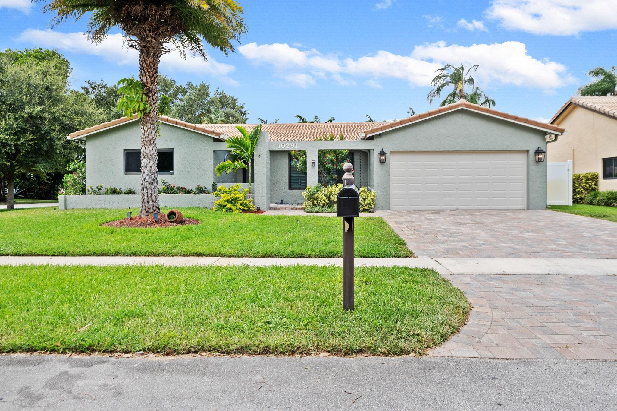 Homes for sale in Plantation, FL | 10291 Nw 3Rd Ct, Plantation, FL 33324 | MLS# F10515893