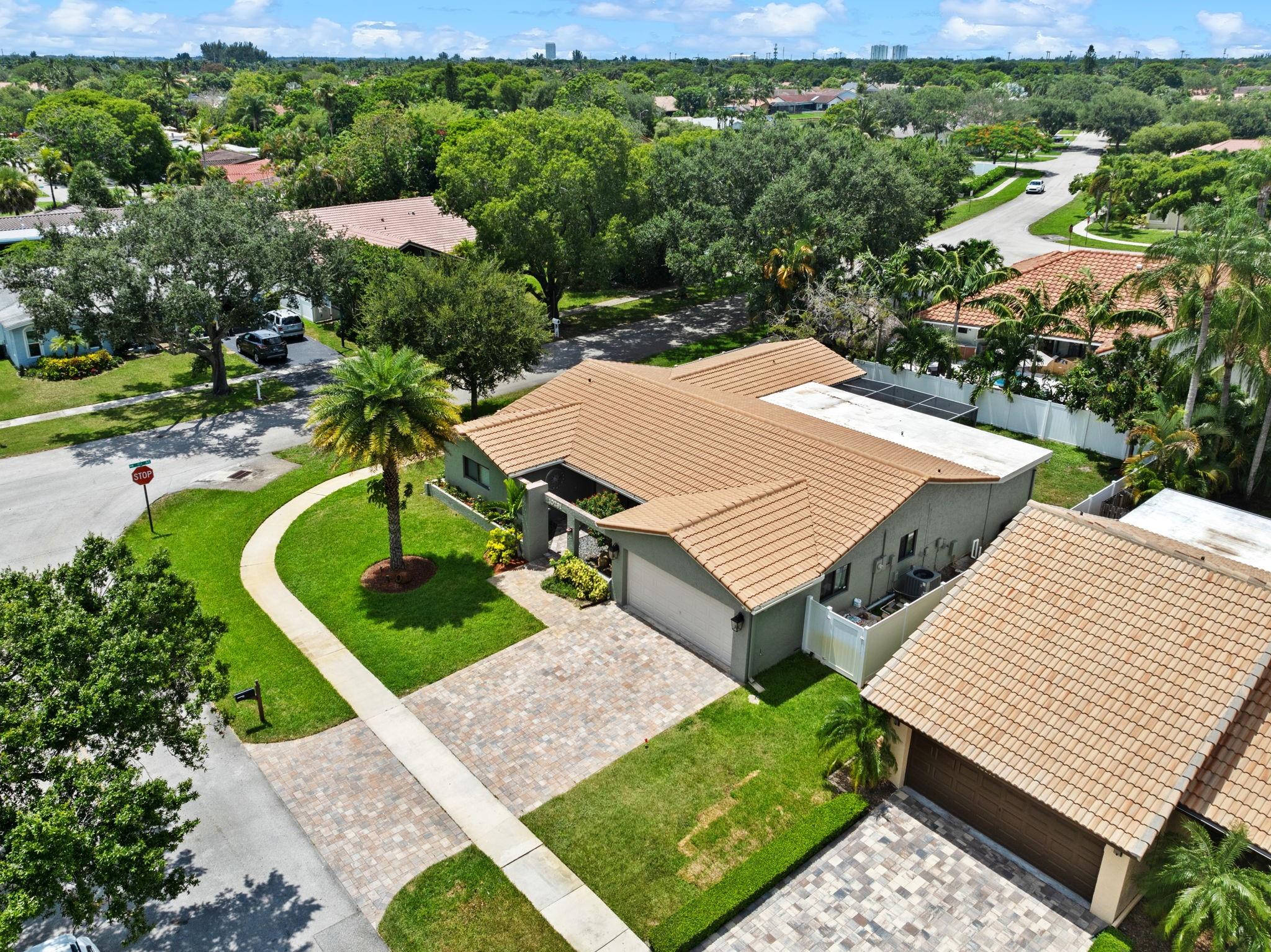 Homes for sale in Plantation, FL | 10291 Nw 3Rd Ct, Plantation, FL 33324 | MLS# F10515893