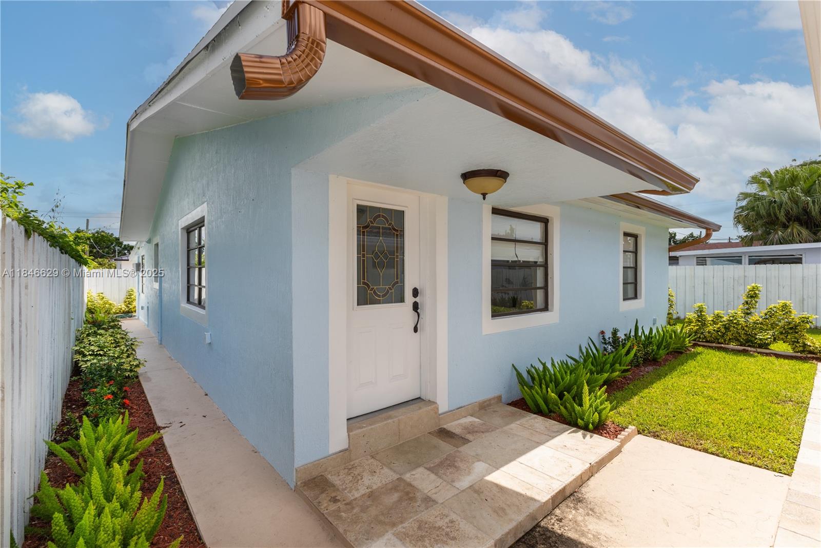 Property photo # 0