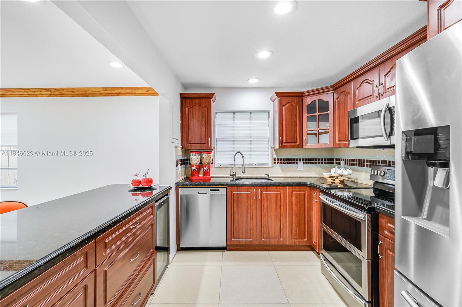 Property photo # 2