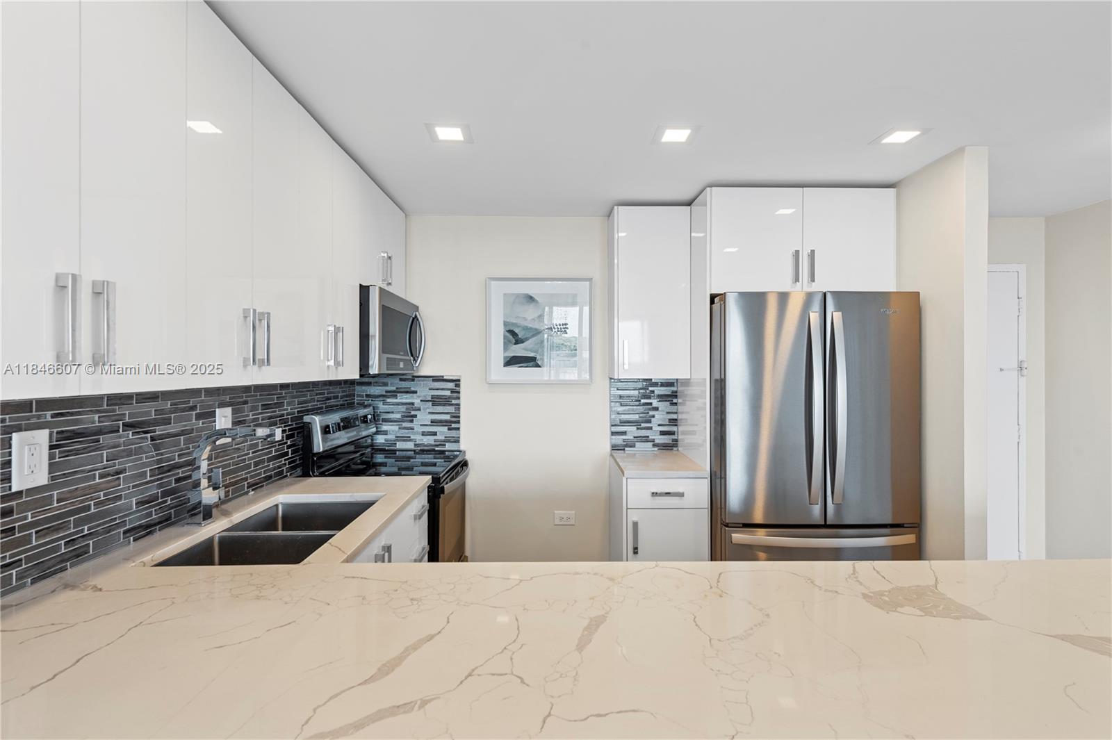 Property photo # 6
