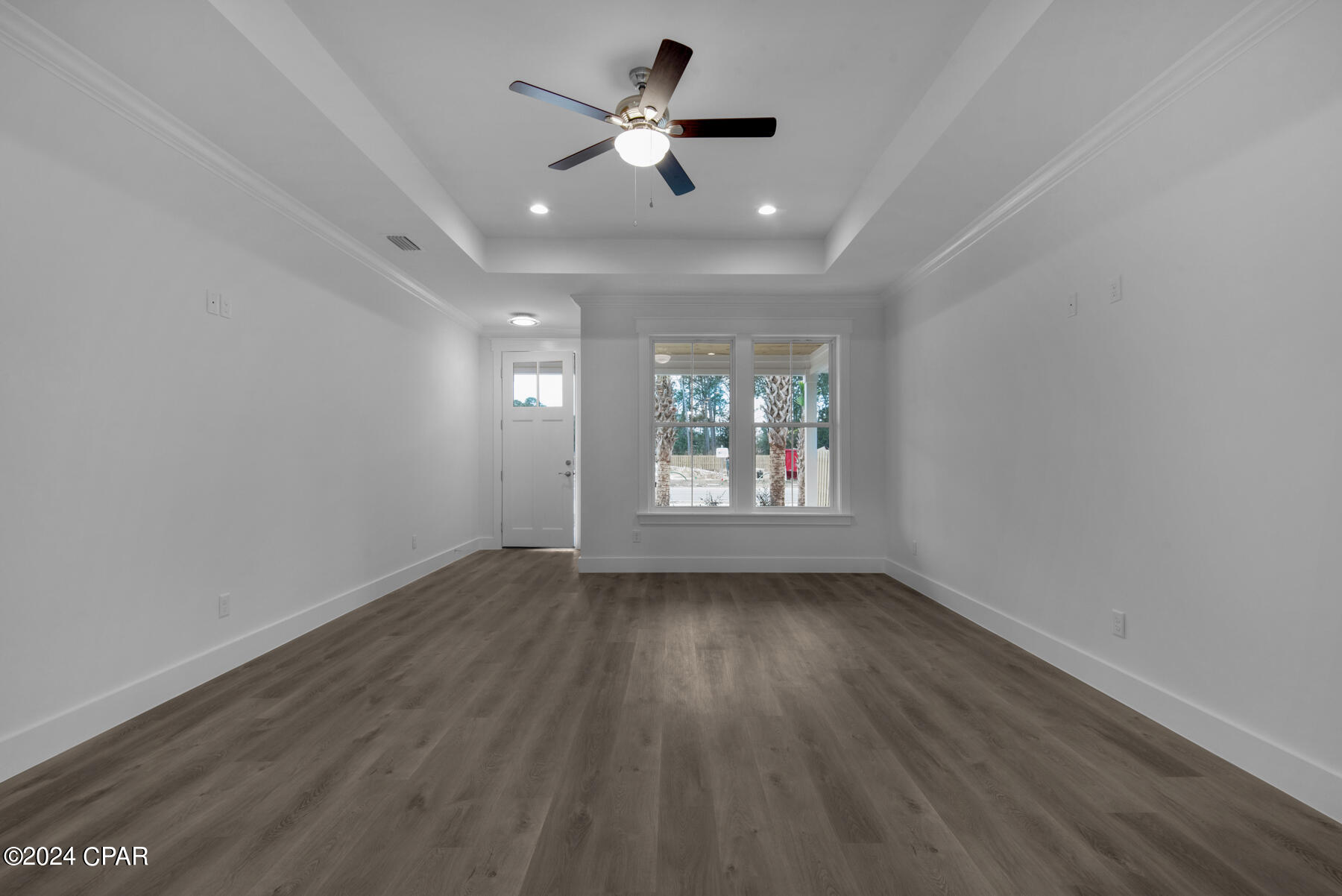 Image 10 For 8432 Warner Place