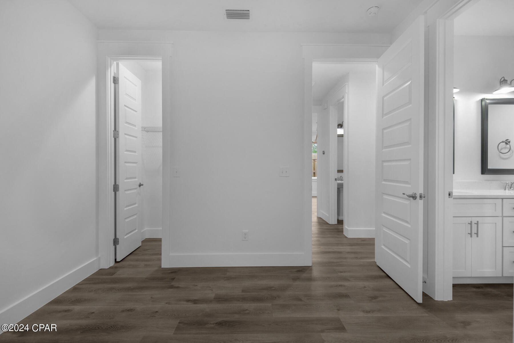 Image 18 For 8432 Warner Place