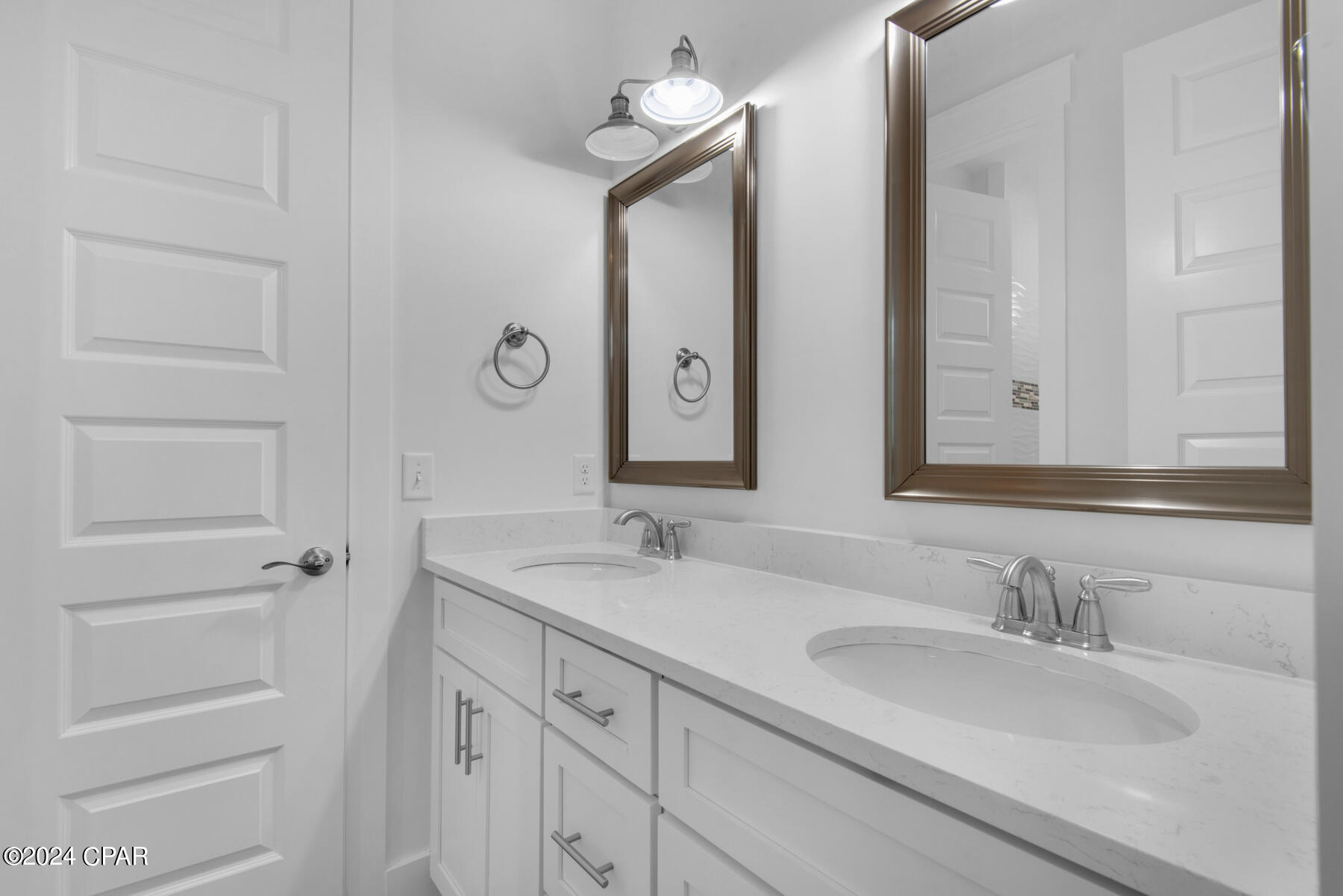 Image 19 For 8432 Warner Place
