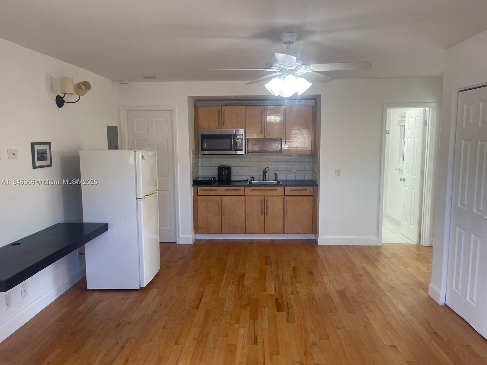 Property photo # 6