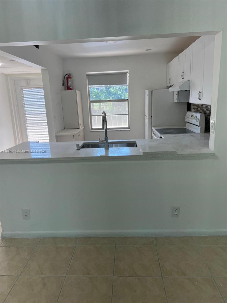 Property photo # 0