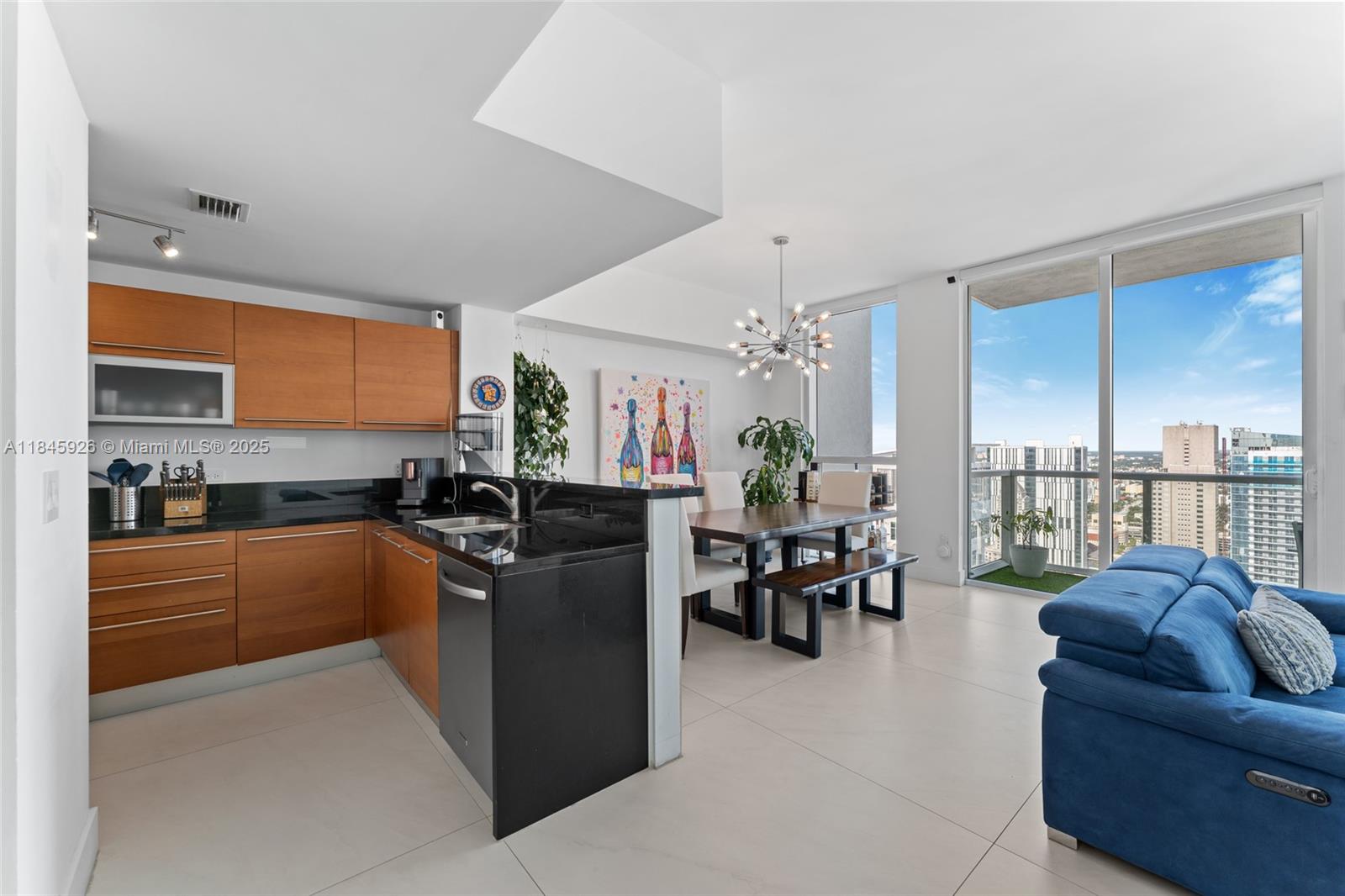 Property photo # 6