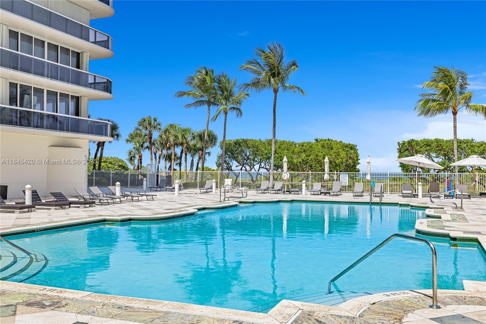9559 Collins Ave #S4-J, Surfside FL 33154