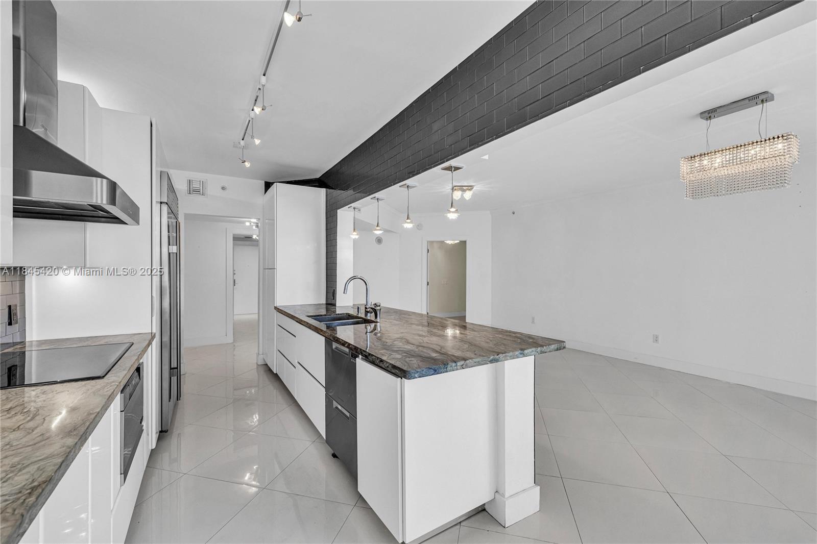 9559 Collins Ave #S4-J, Surfside FL 33154