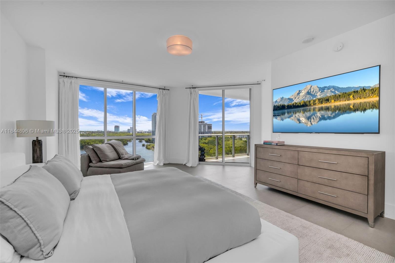 Property photo # 8