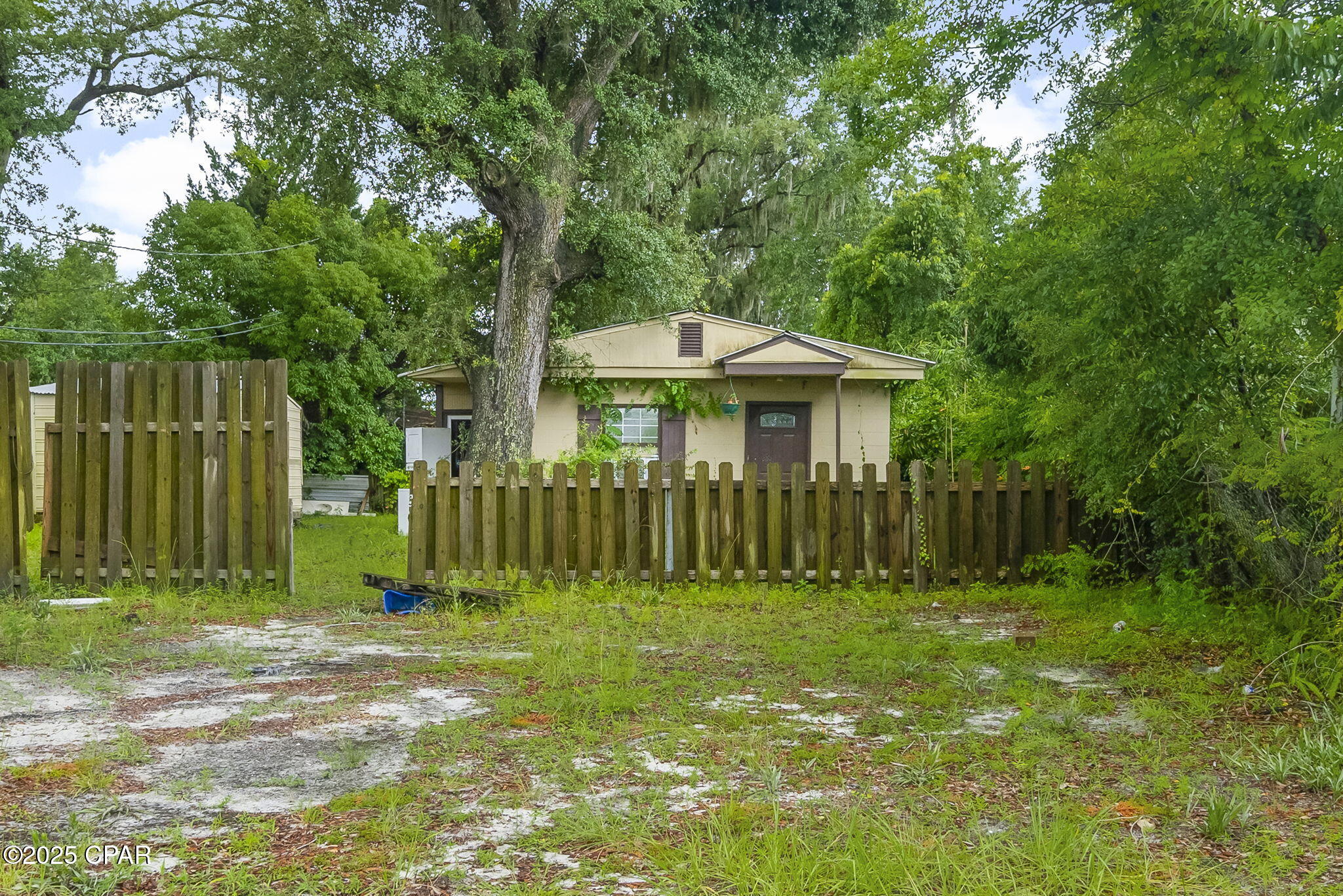Image 12 For 616 4th Court