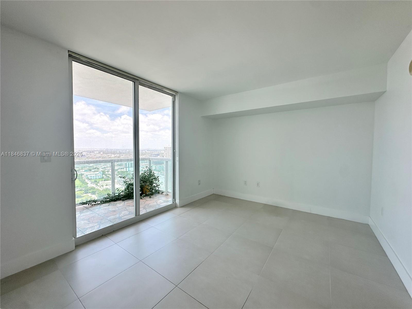 1800 N Bayshore Dr #4102, Miami FL 33132