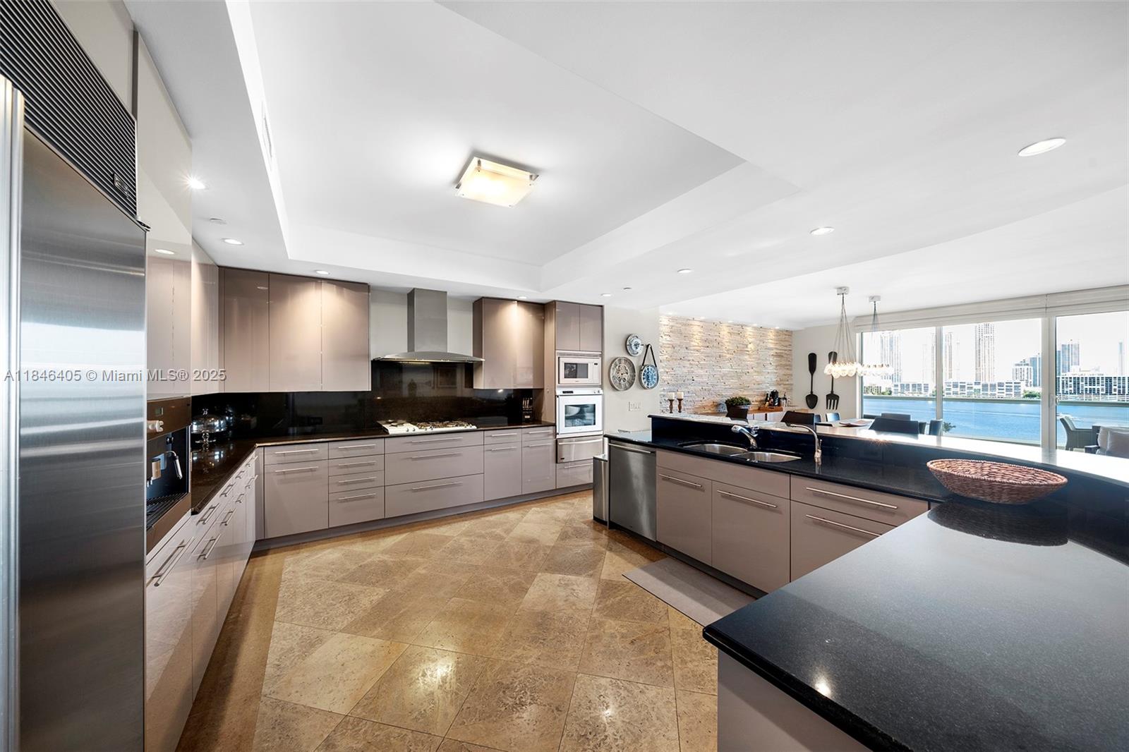 Property photo # 7