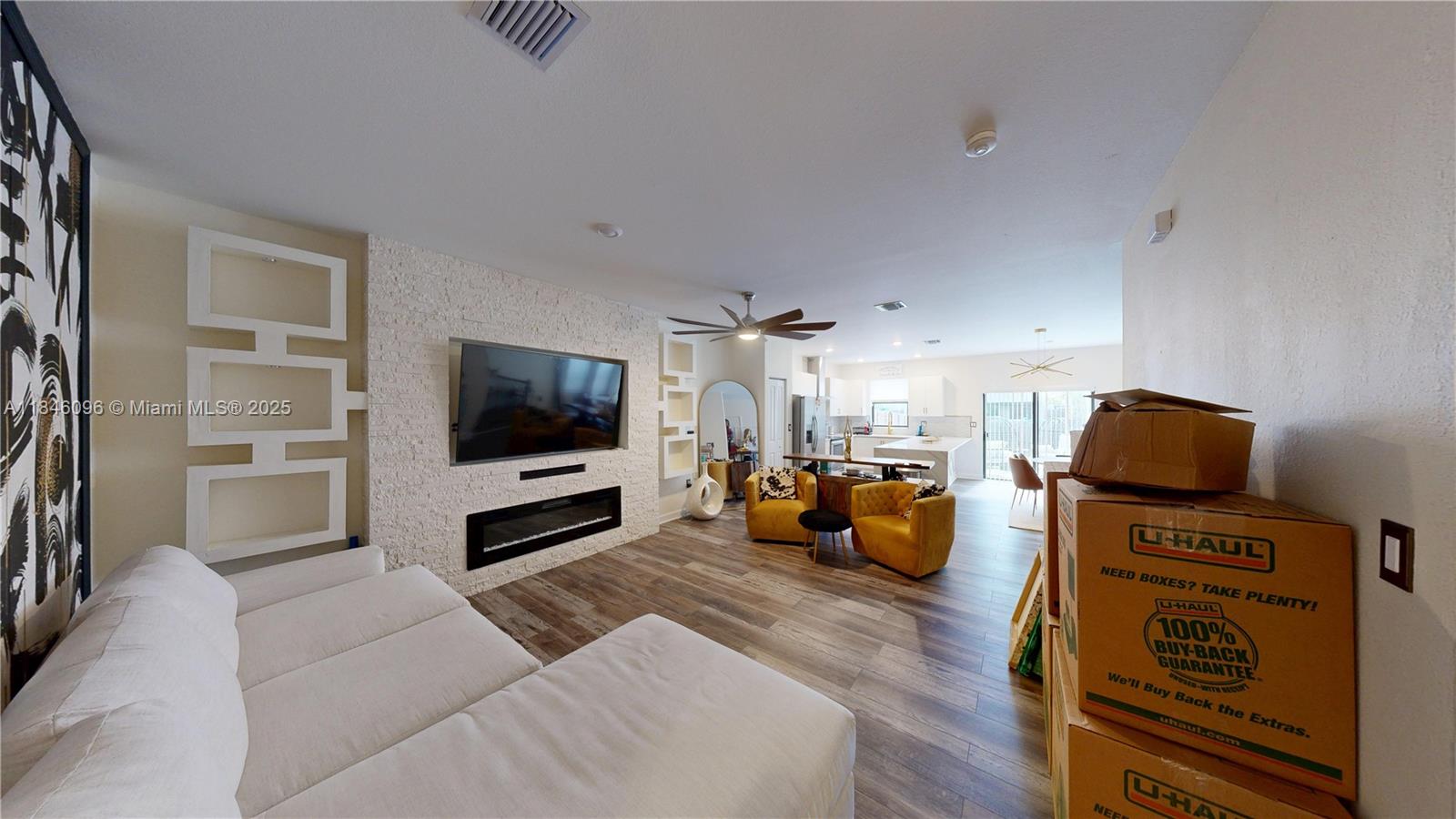 Property photo # 2
