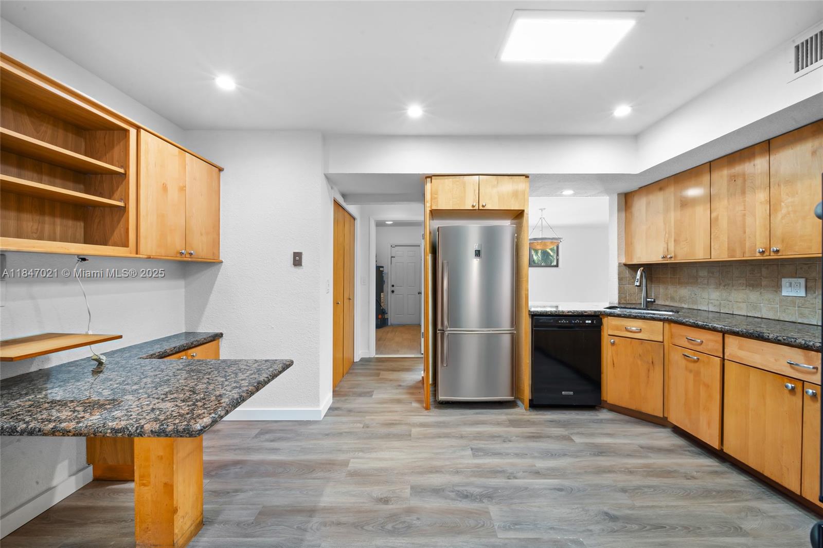 Property photo # 5
