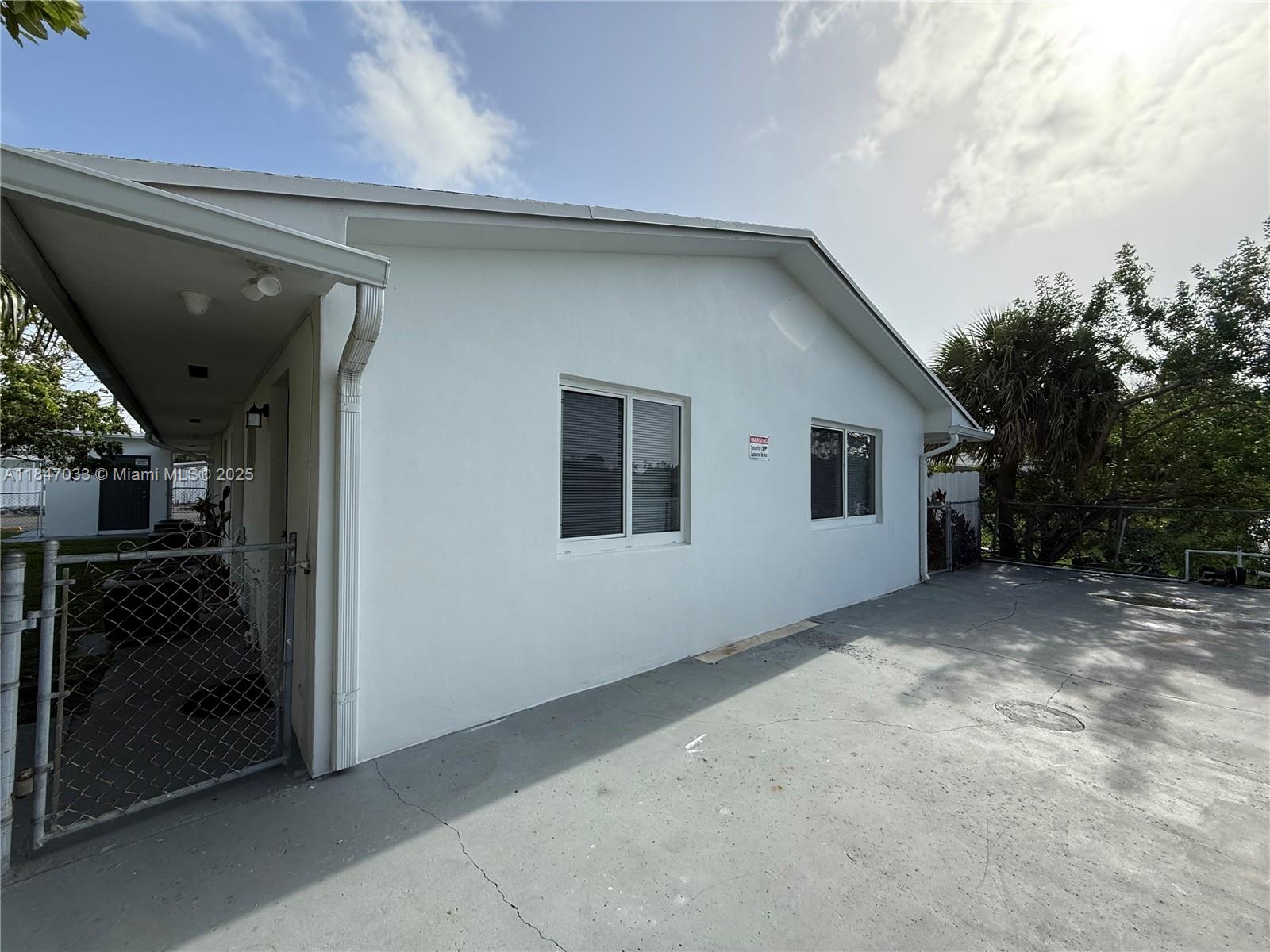 842 SW 2nd St C