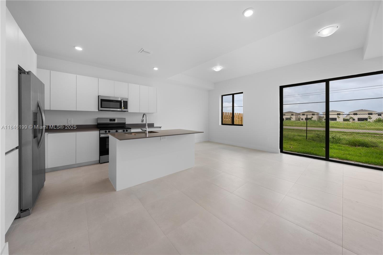 Property photo # 3