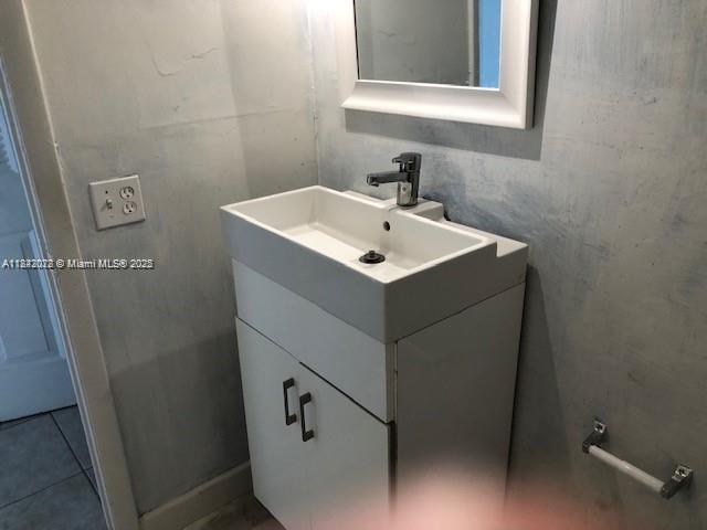 Property photo # 9