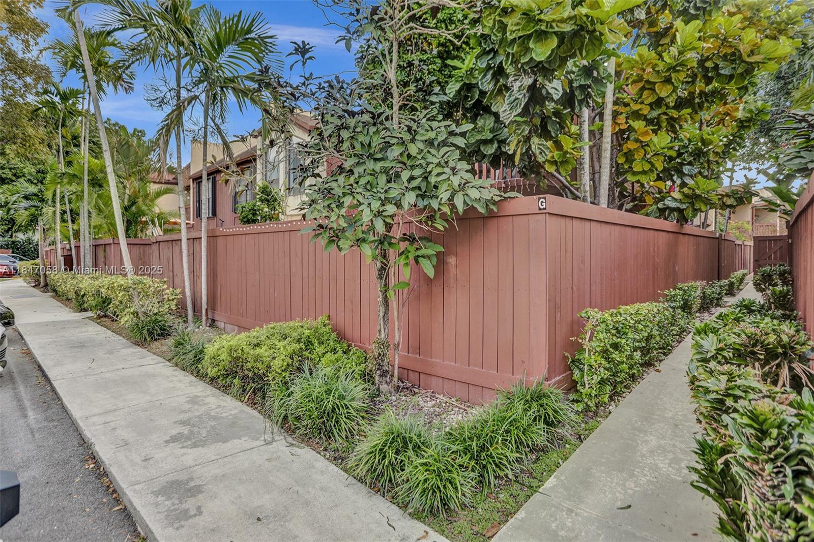 Property photo # 8