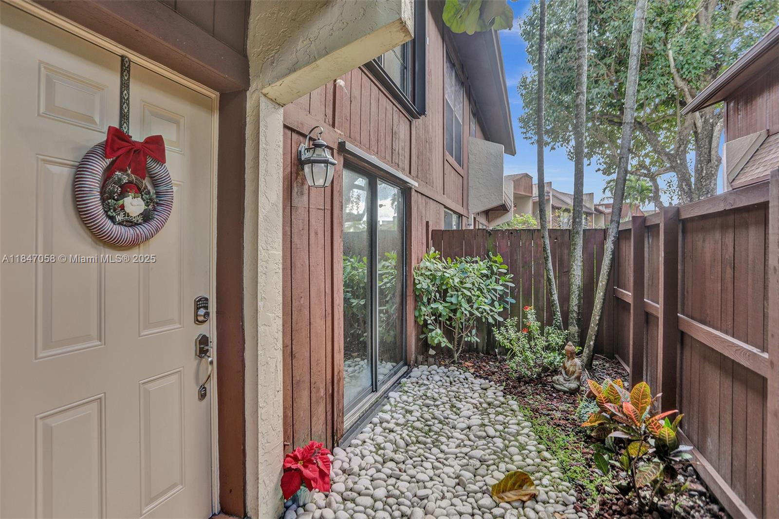 Property photo # 9