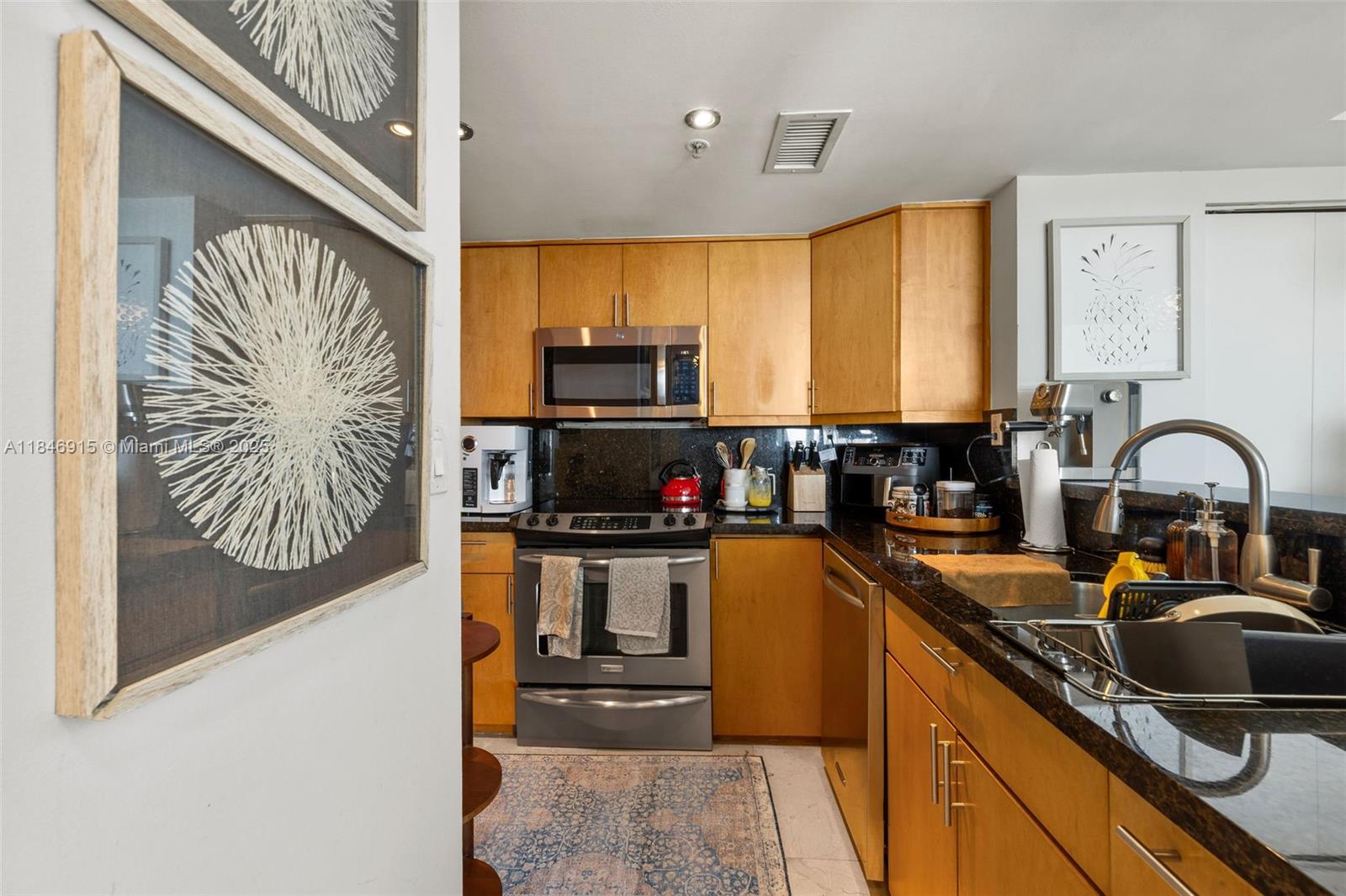 Property photo # 6