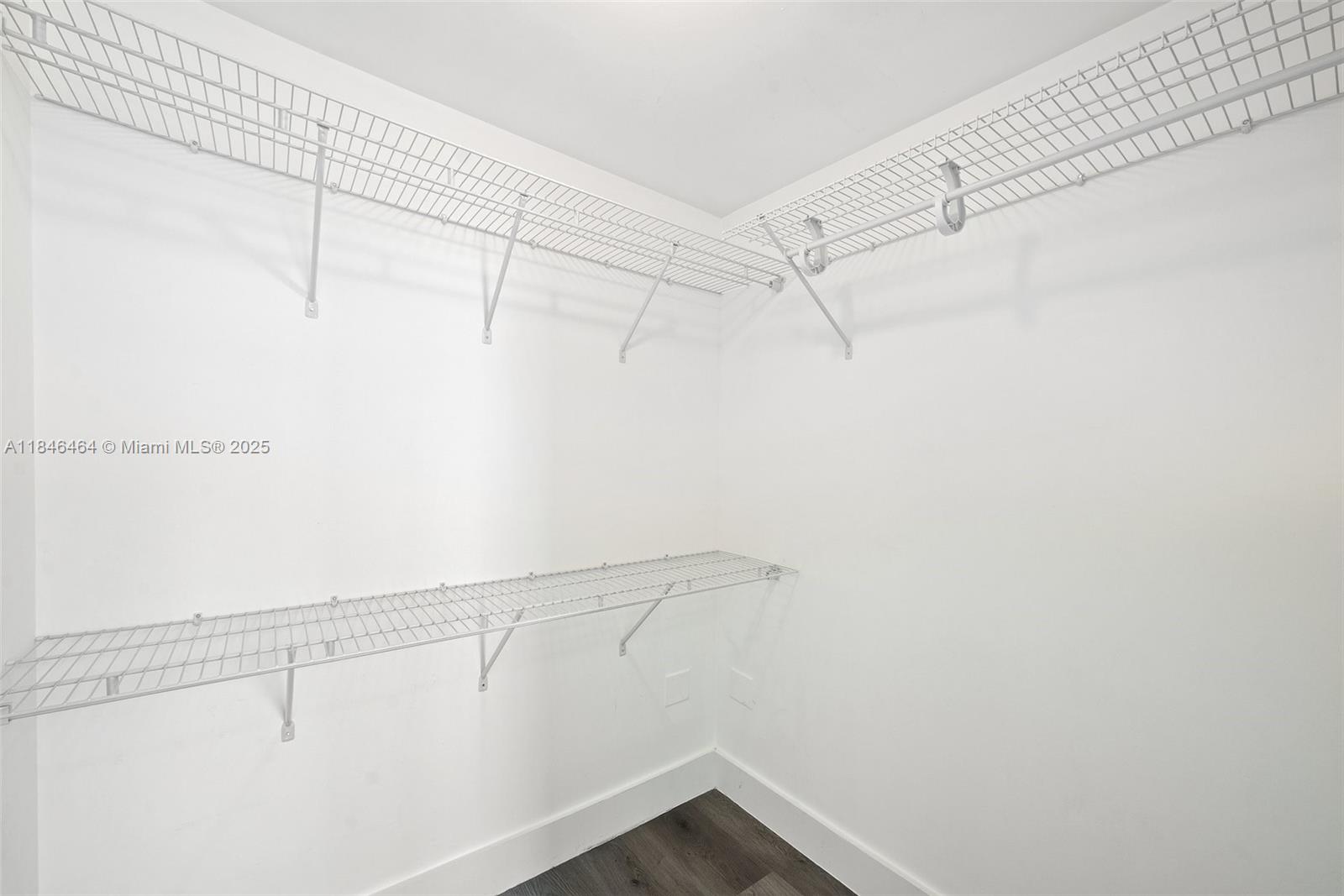 350 S Miami Ave #1510, Miami FL 33130