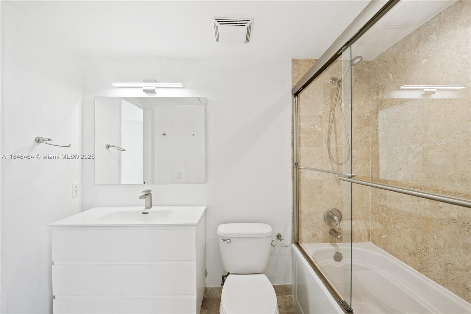 350 S Miami Ave #1510, Miami FL 33130