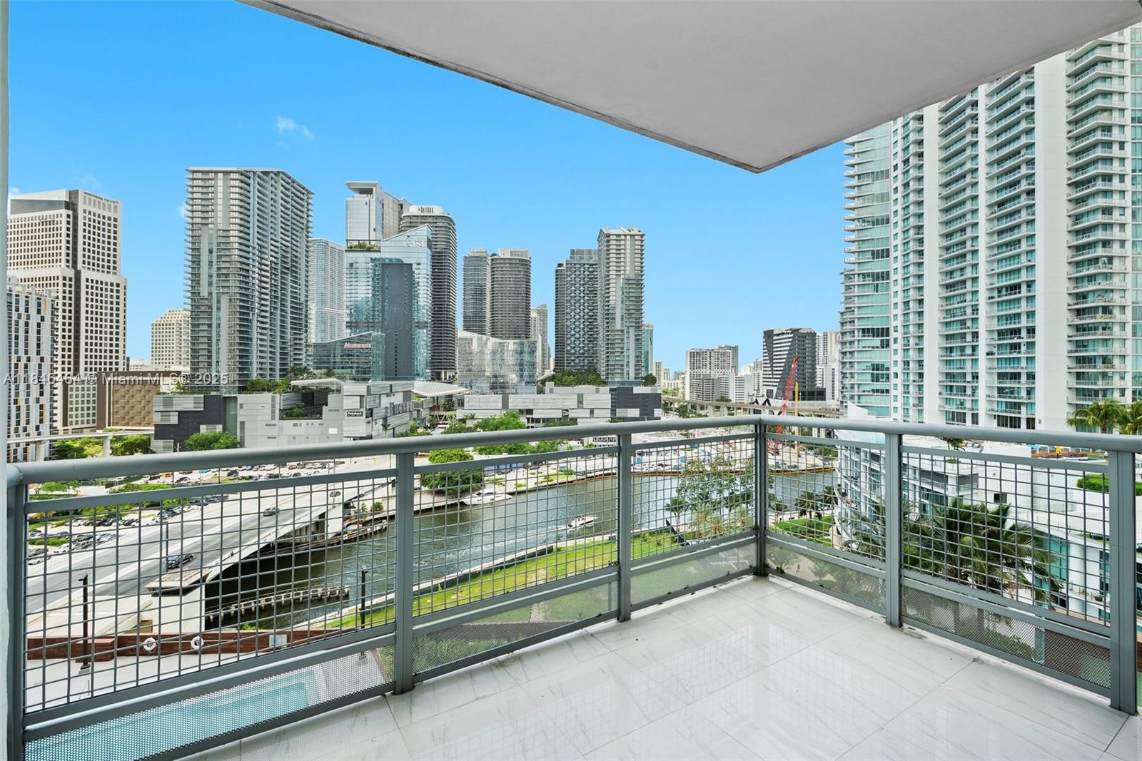 350 S Miami Ave #1510, Miami FL 33130