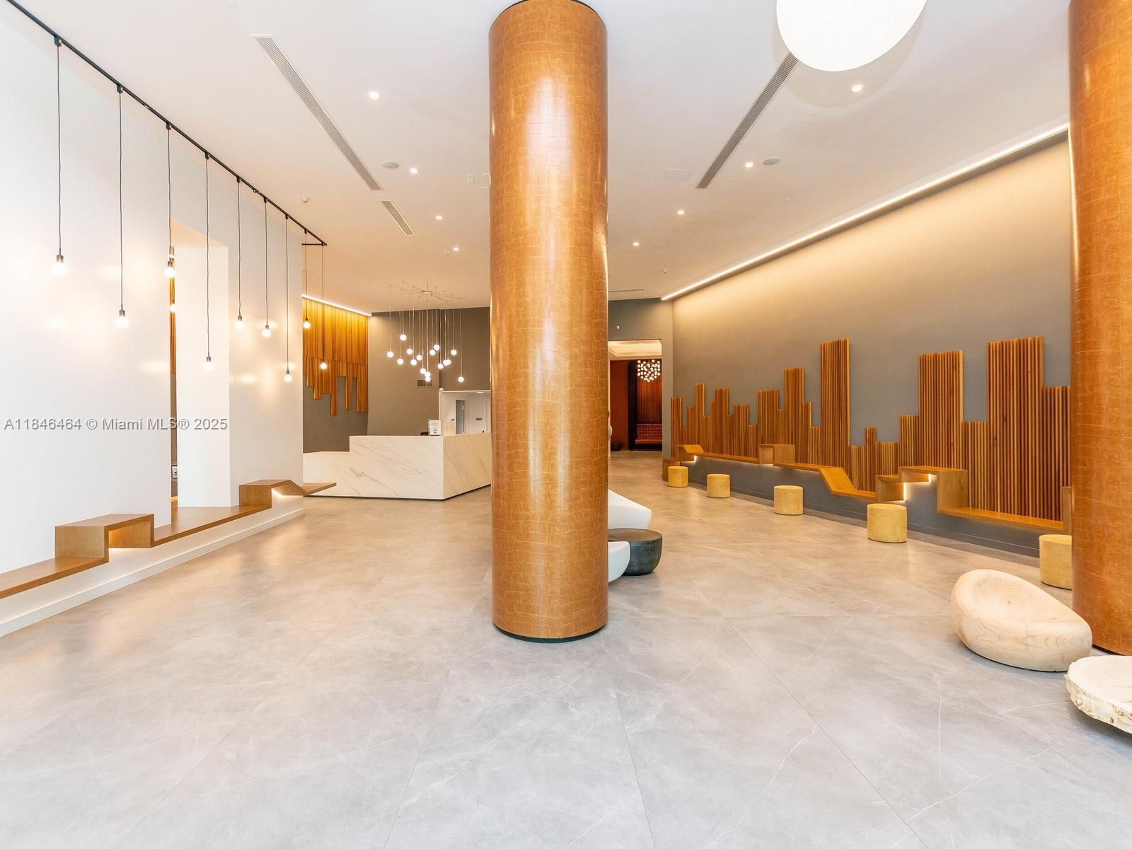 350 S Miami Ave #1510, Miami FL 33130