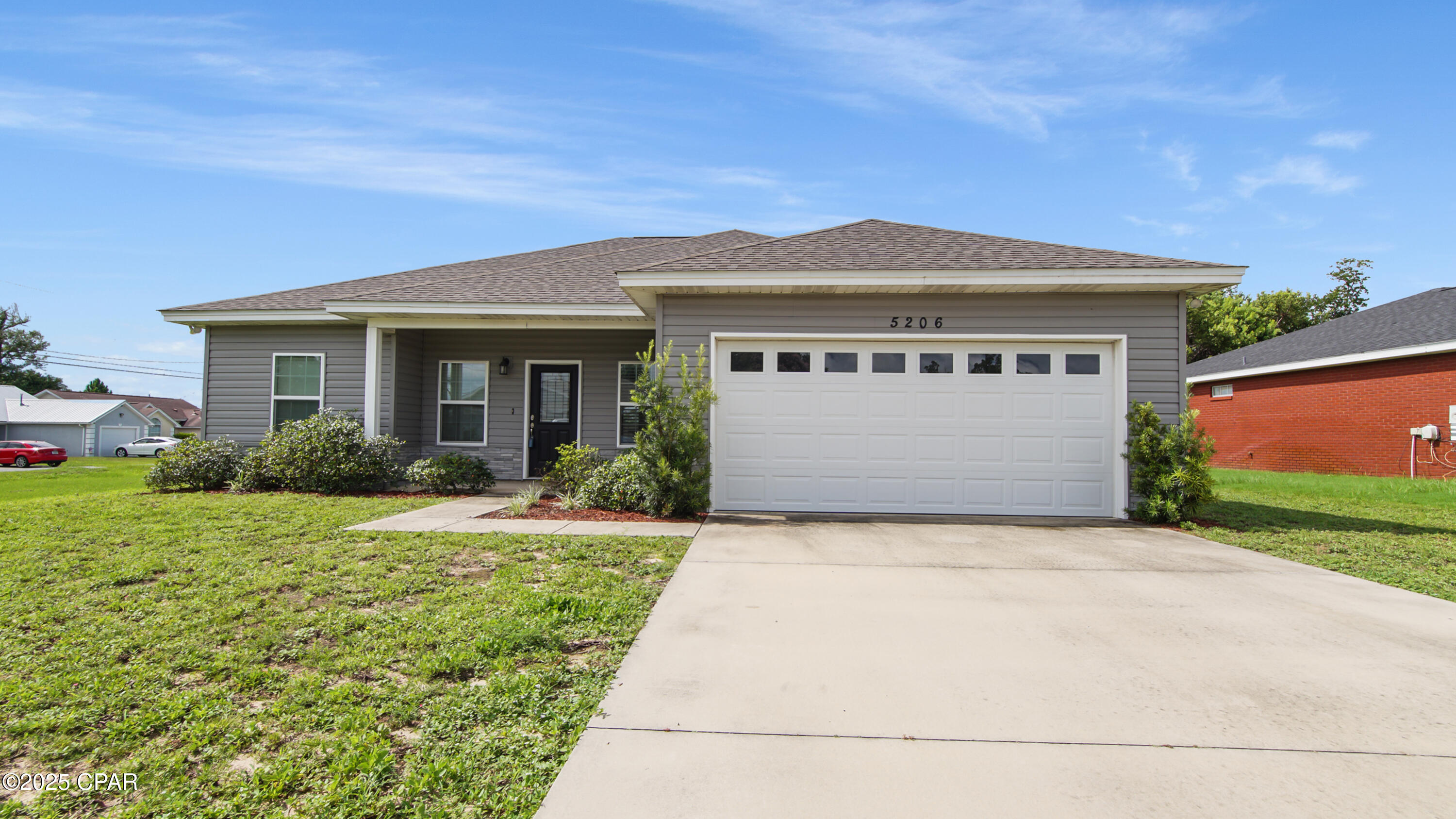 Image 1 For 5206 Robins Court