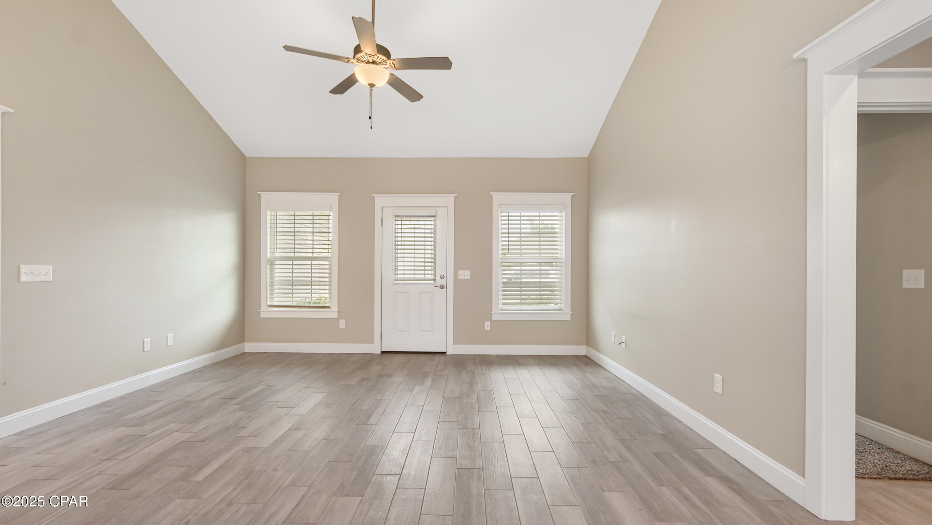 Image 12 For 5206 Robins Court