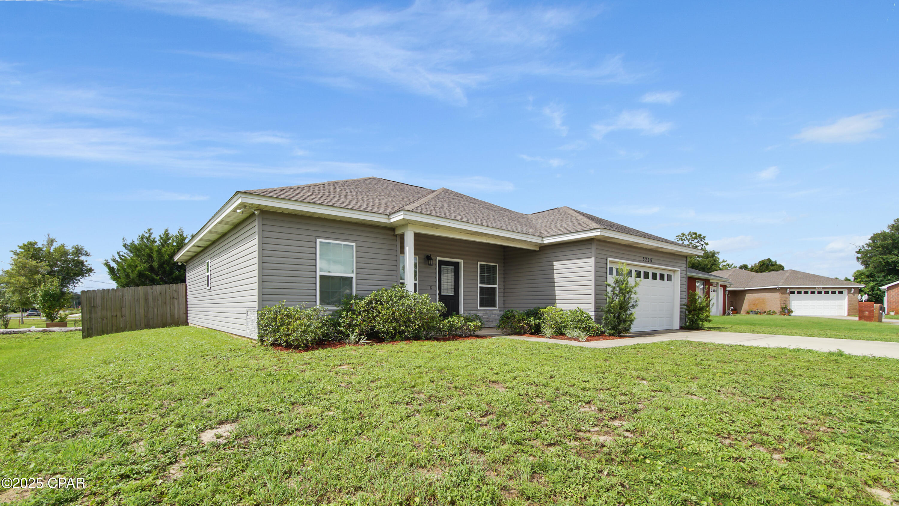 Image 3 For 5206 Robins Court