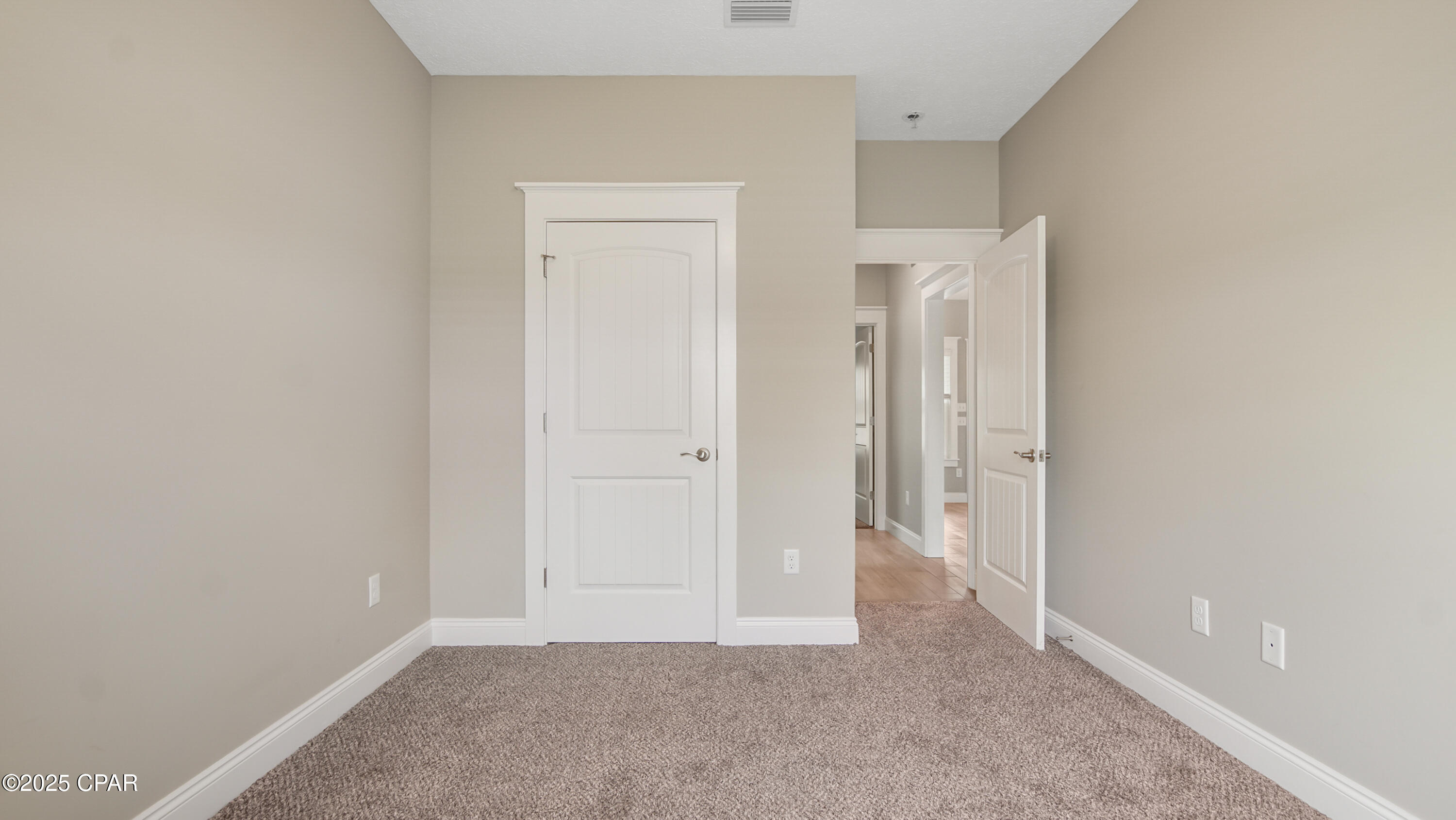 Image 30 For 5206 Robins Court