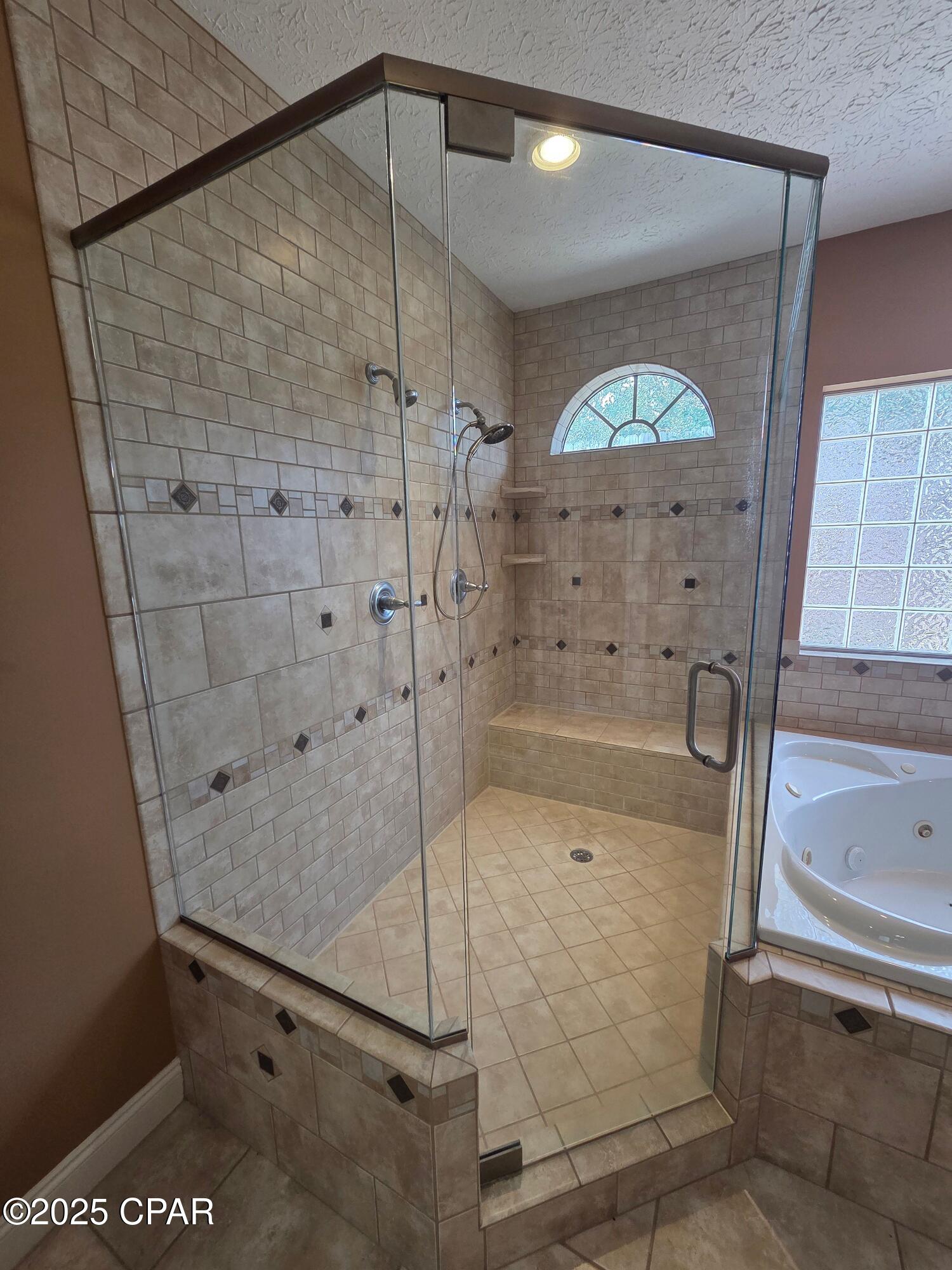 Image 17 For 3401 Hillcrest Drive