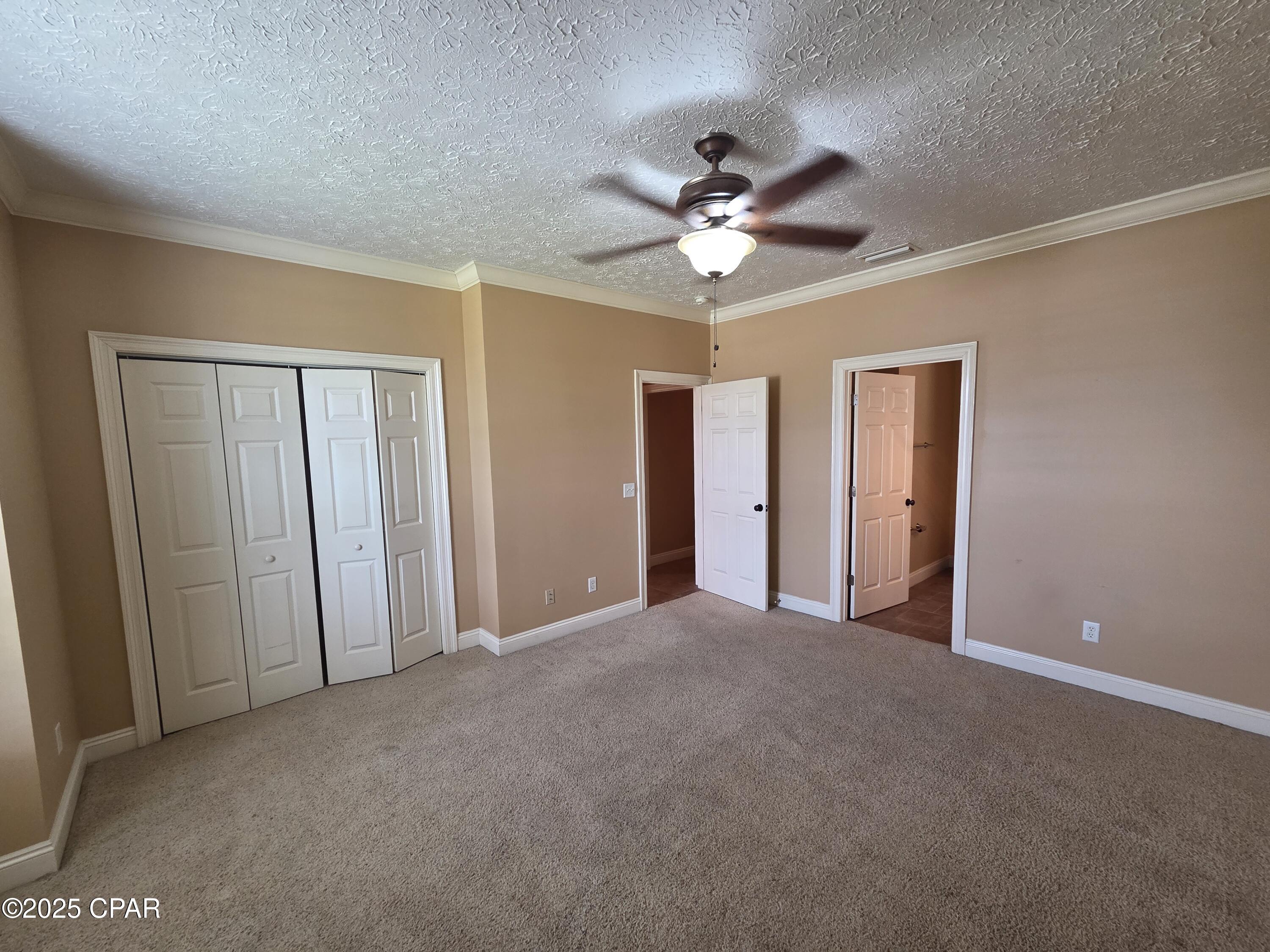 Image 22 For 3401 Hillcrest Drive