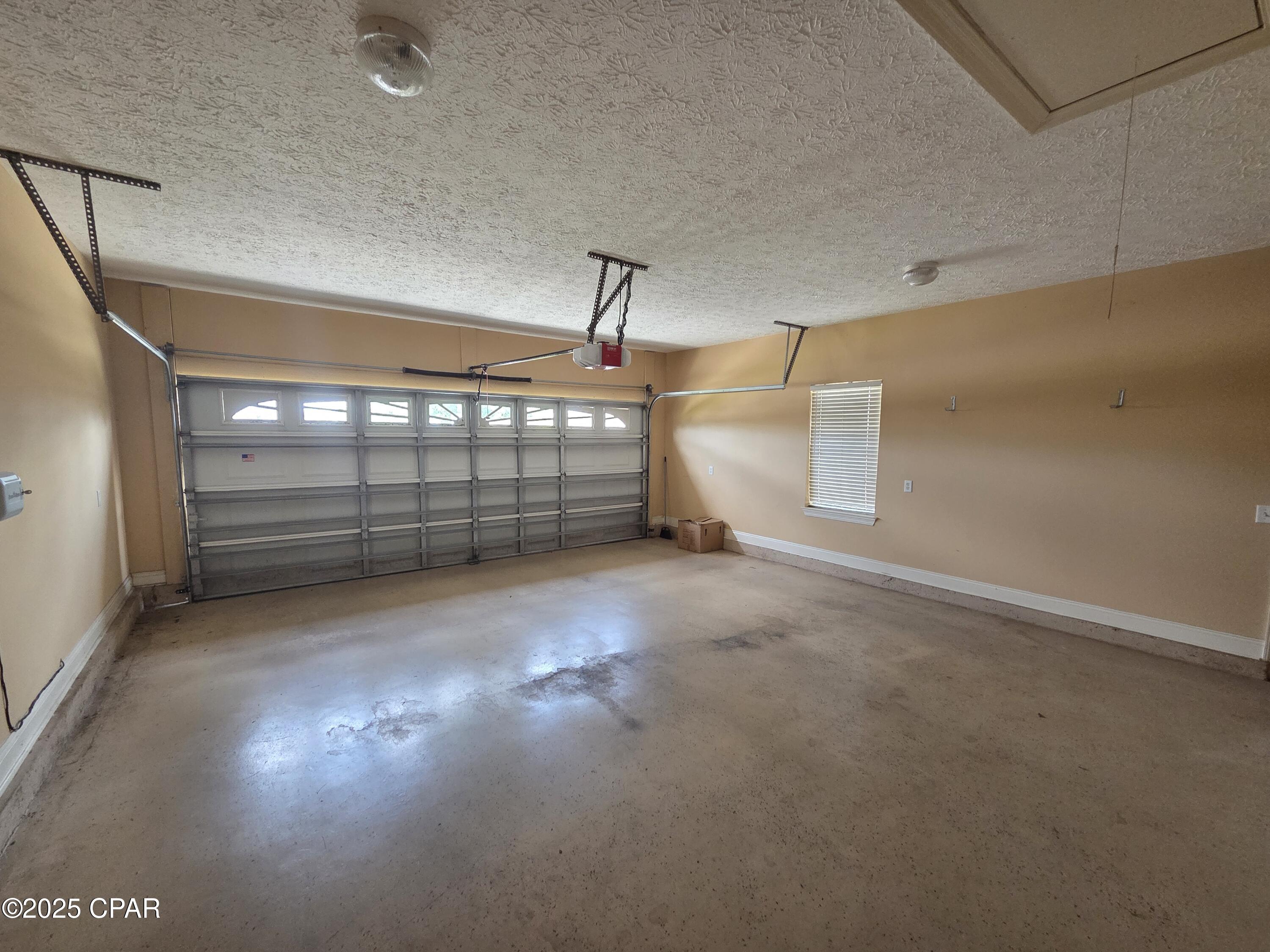 Image 30 For 3401 Hillcrest Drive