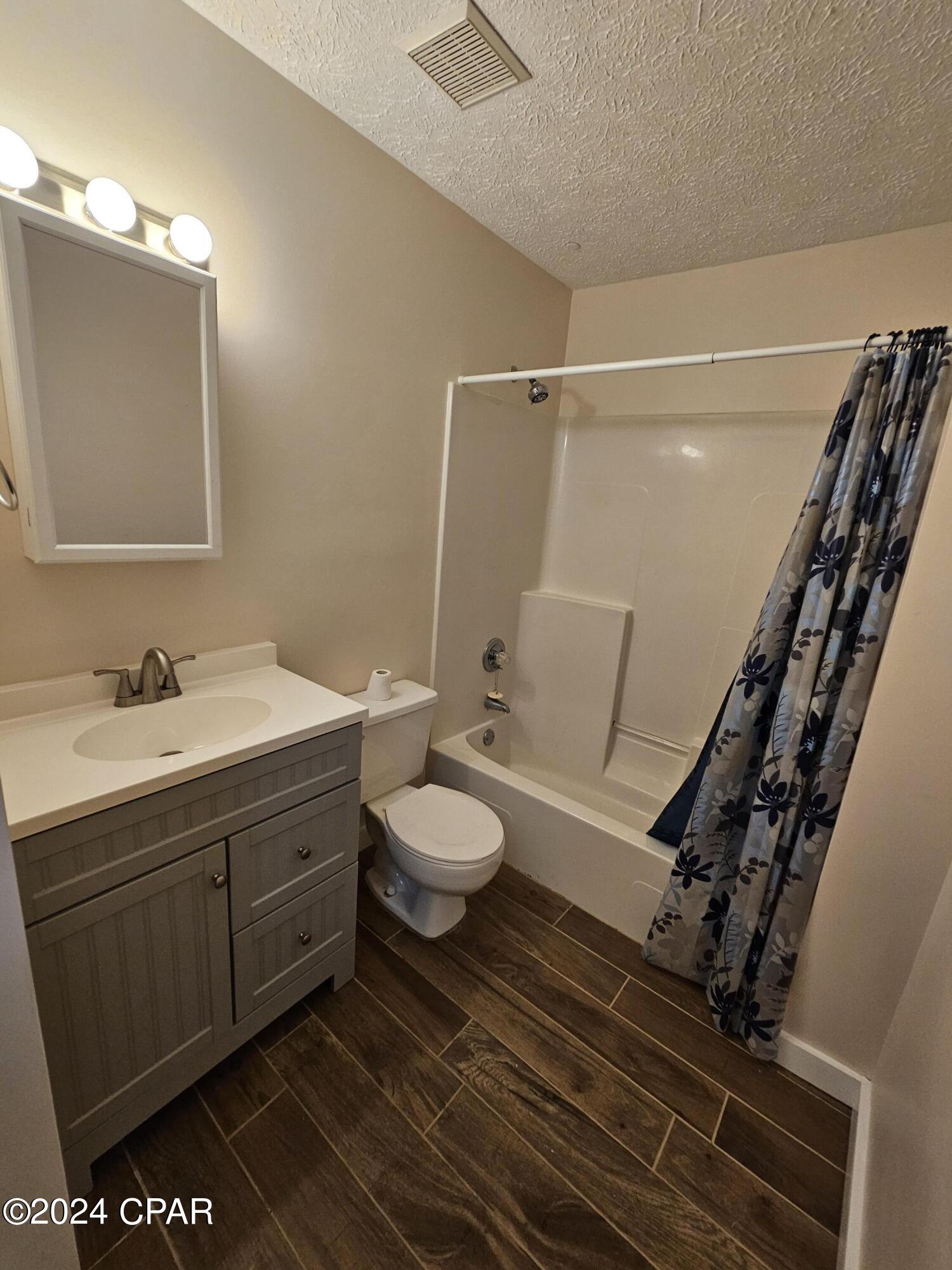 Image 11 For 1402 Delaware Avenue
