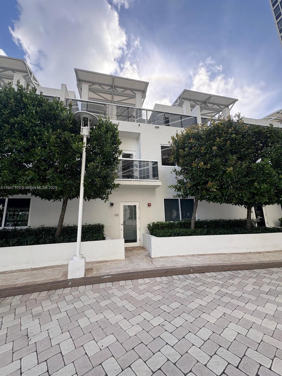 Property photo # 2