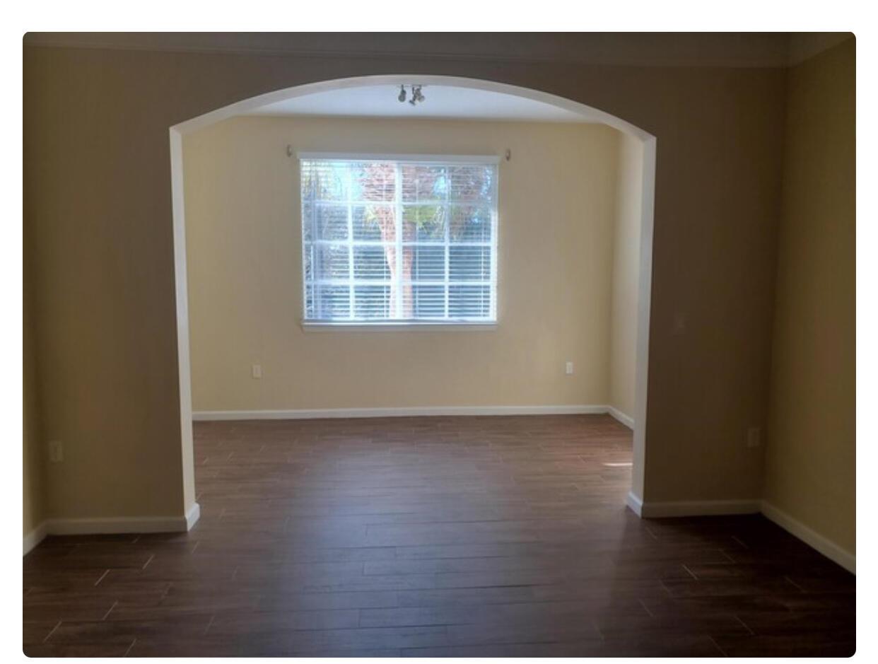 Image to showcase the property located at 1111 Myrtlewood Circle E 1111