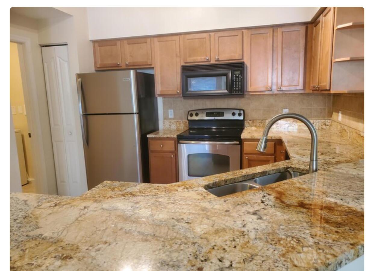 Image to showcase the property located at 1111 Myrtlewood Circle E 1111
