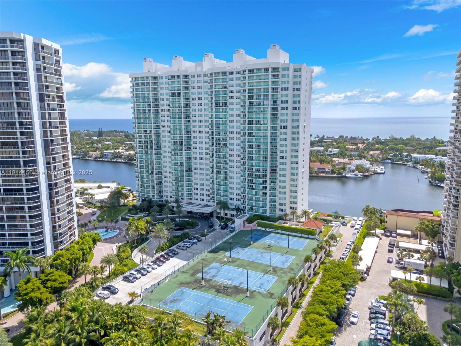 20201 Country Club Dr Unit 2808-2809, Aventura, Florida 33180