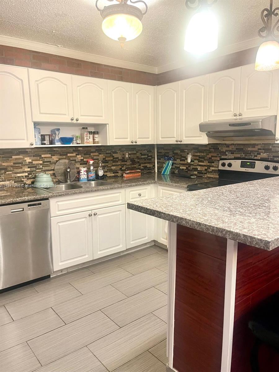 Property photo # 3